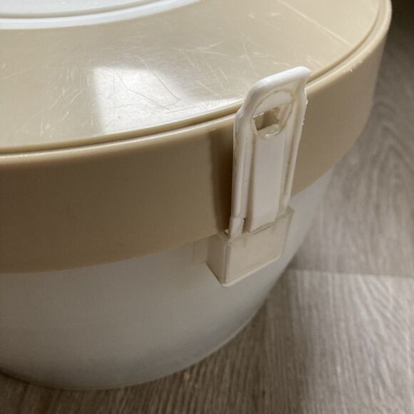 Vintage Hoan Salad Lettuce Spinner Strainer Dryer Beige Clear Plastic USA Made - Picture 12 of 14